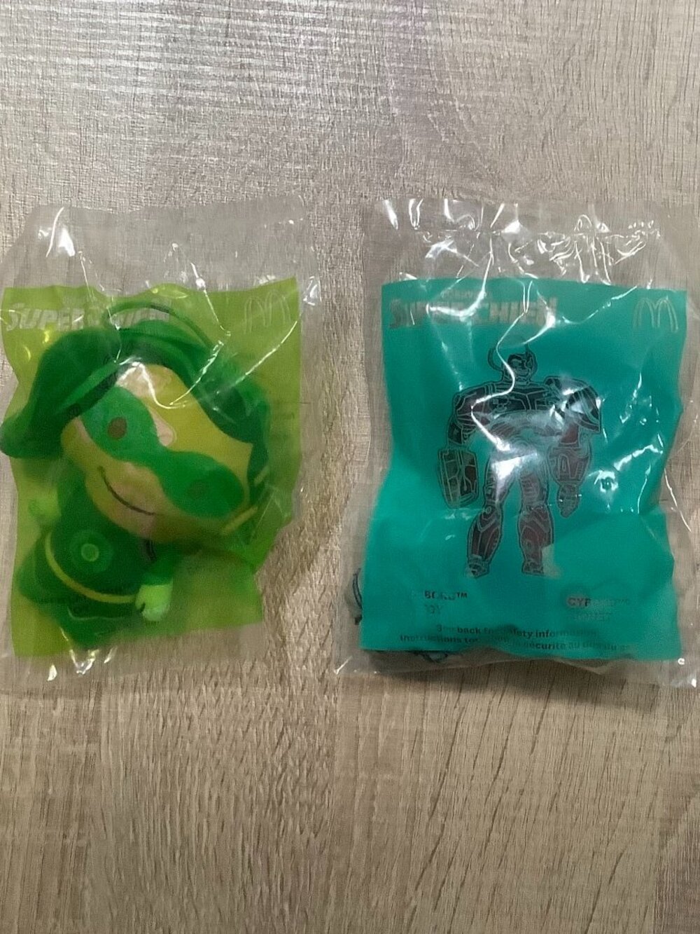 3/$10 McDonald's DC League Super Pets Cyborg Green Lantern plush Happy Meal Toys